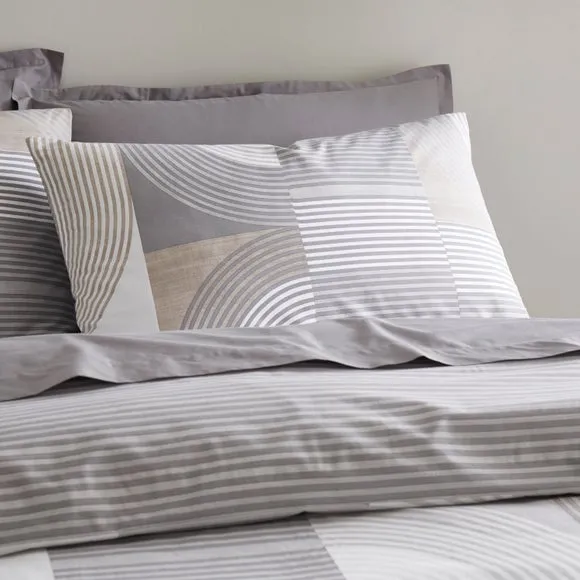Iona Geo Polycotton Duvet Cover & Pillowcase Set 2