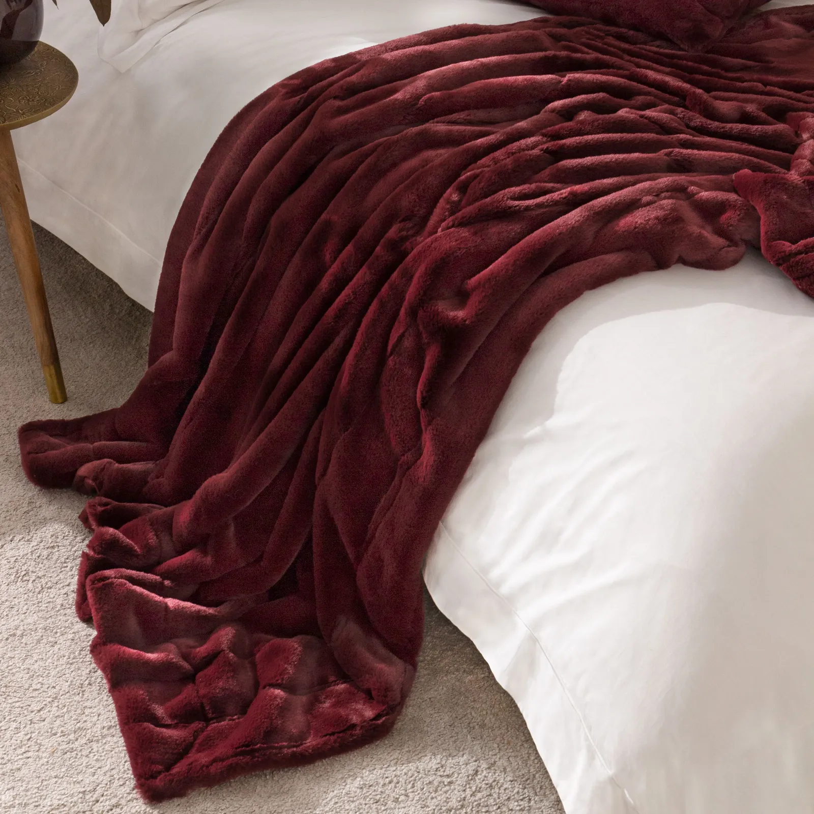 Paoletti Empress Alaskan Faux Fur Throw in Dark Red