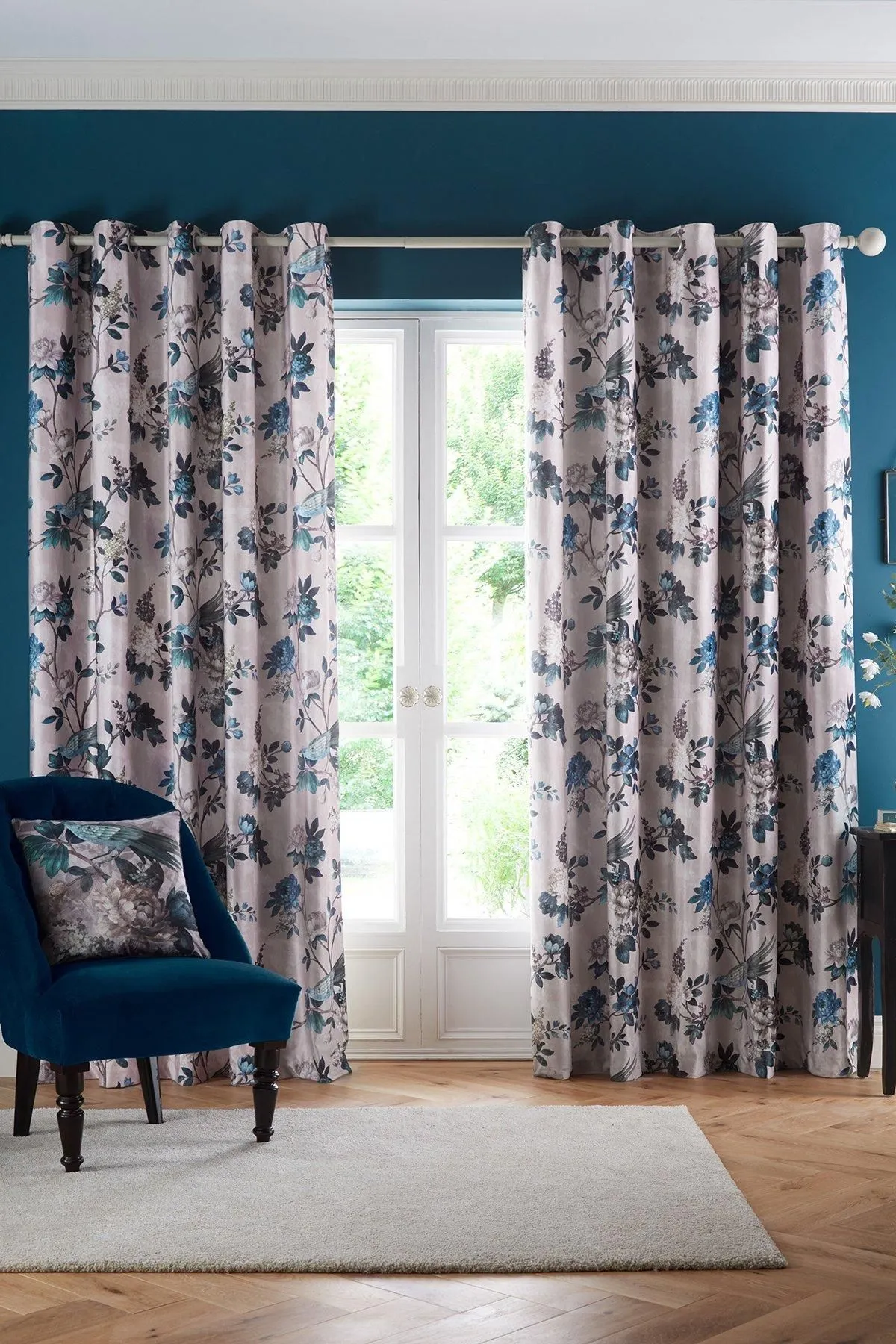 Appletree 'Windsford' Luxe Velvet Filled Cushion in Teal 3