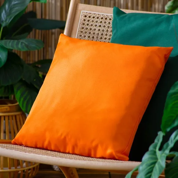 Furn. Plain Outdoor Cushion 1
