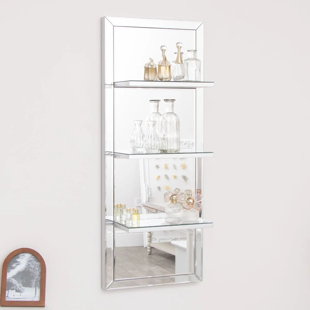 Melody Maison Mirrored Wall Mounted Shelving Unit in Clear