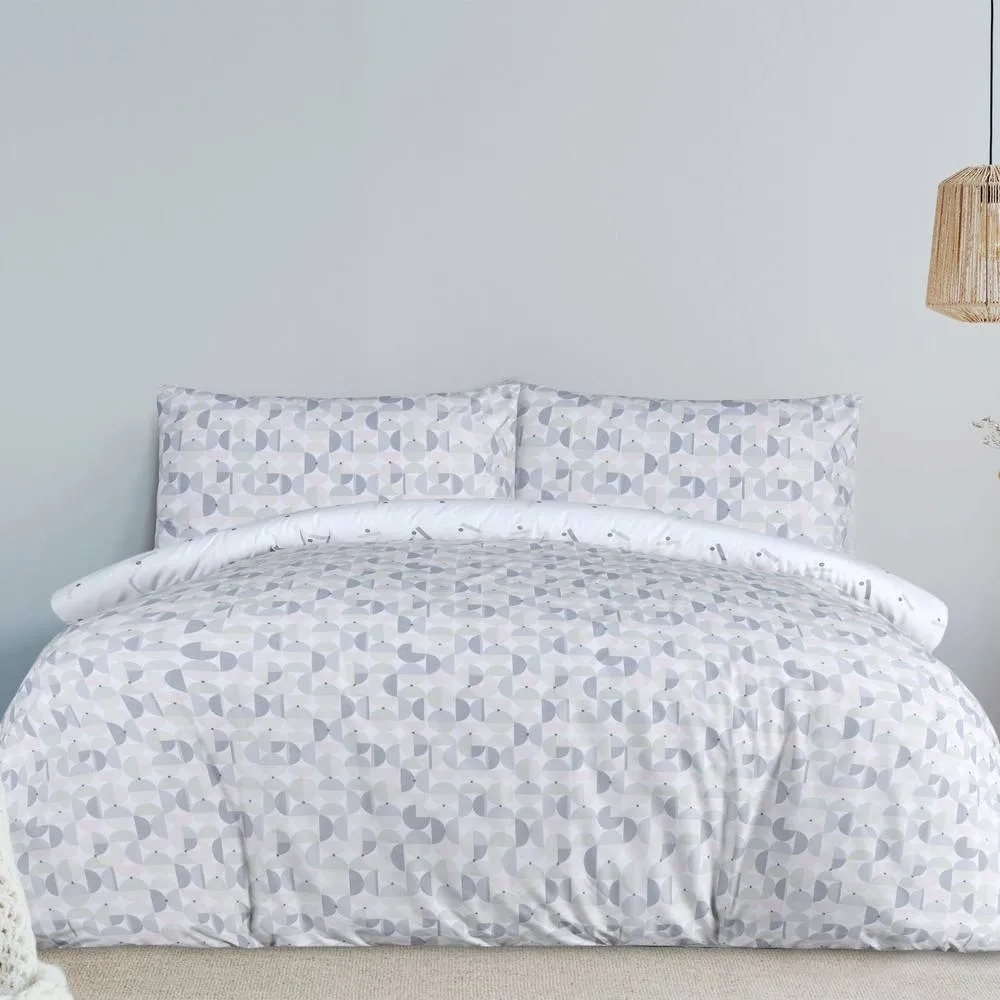 Smart Living Printed Reversible Circle Geo Duvet Cover With Pillowcases in Blue