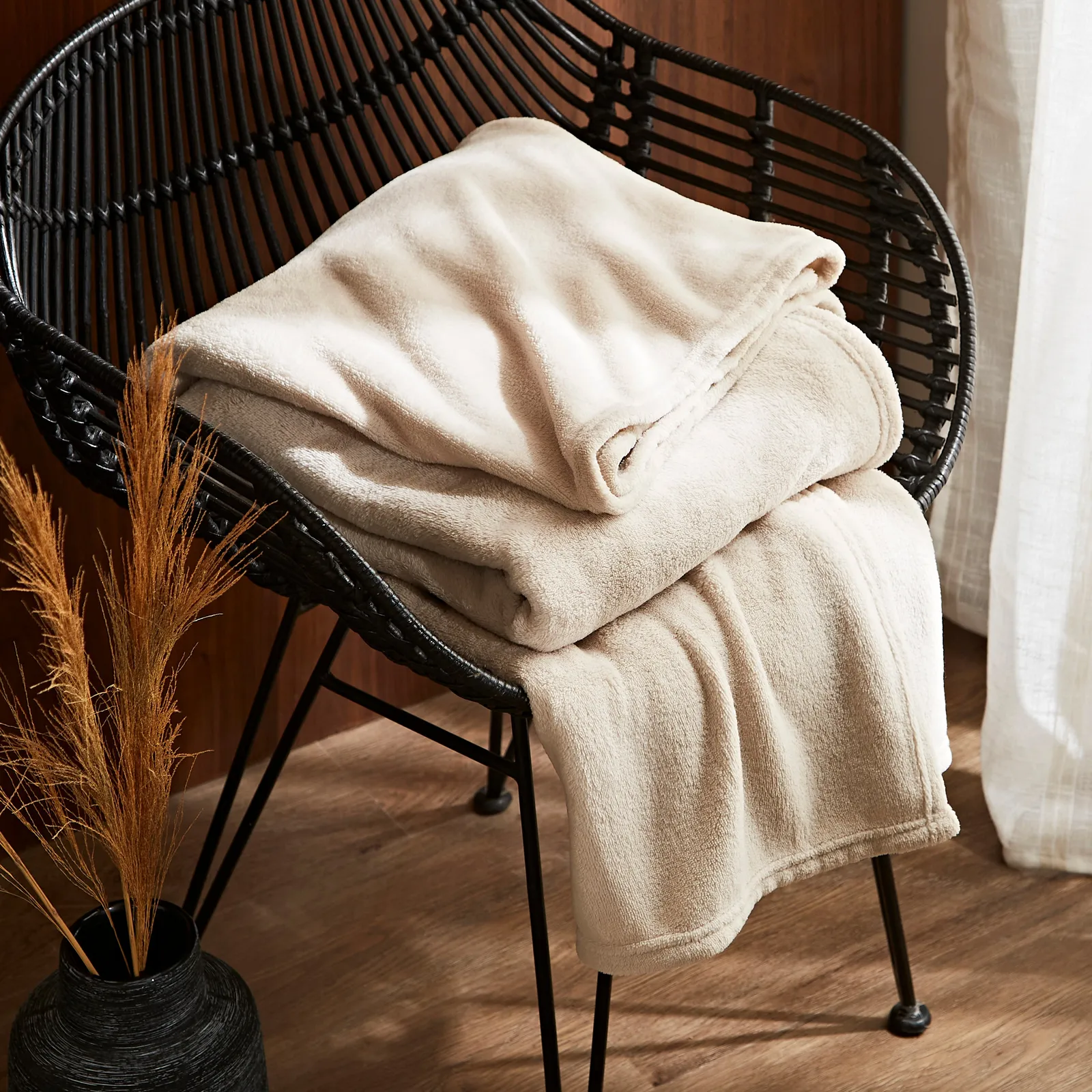 Recycled Fleece Throw Cream (Natural)