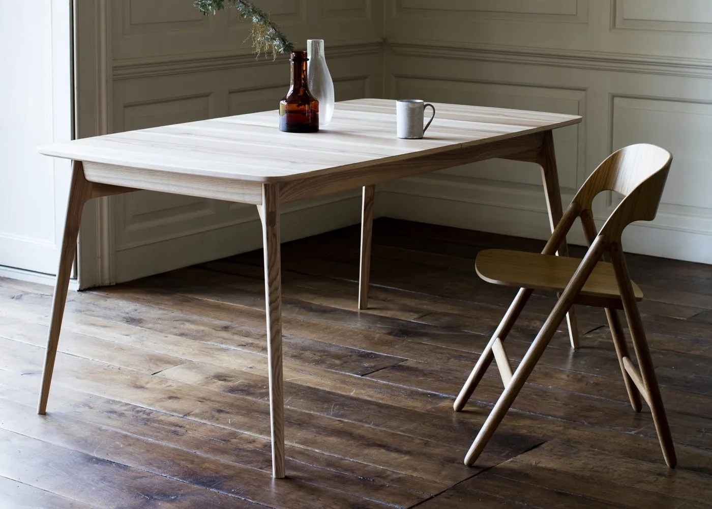 Case Dulwich Extending Table 158 Wenge 3