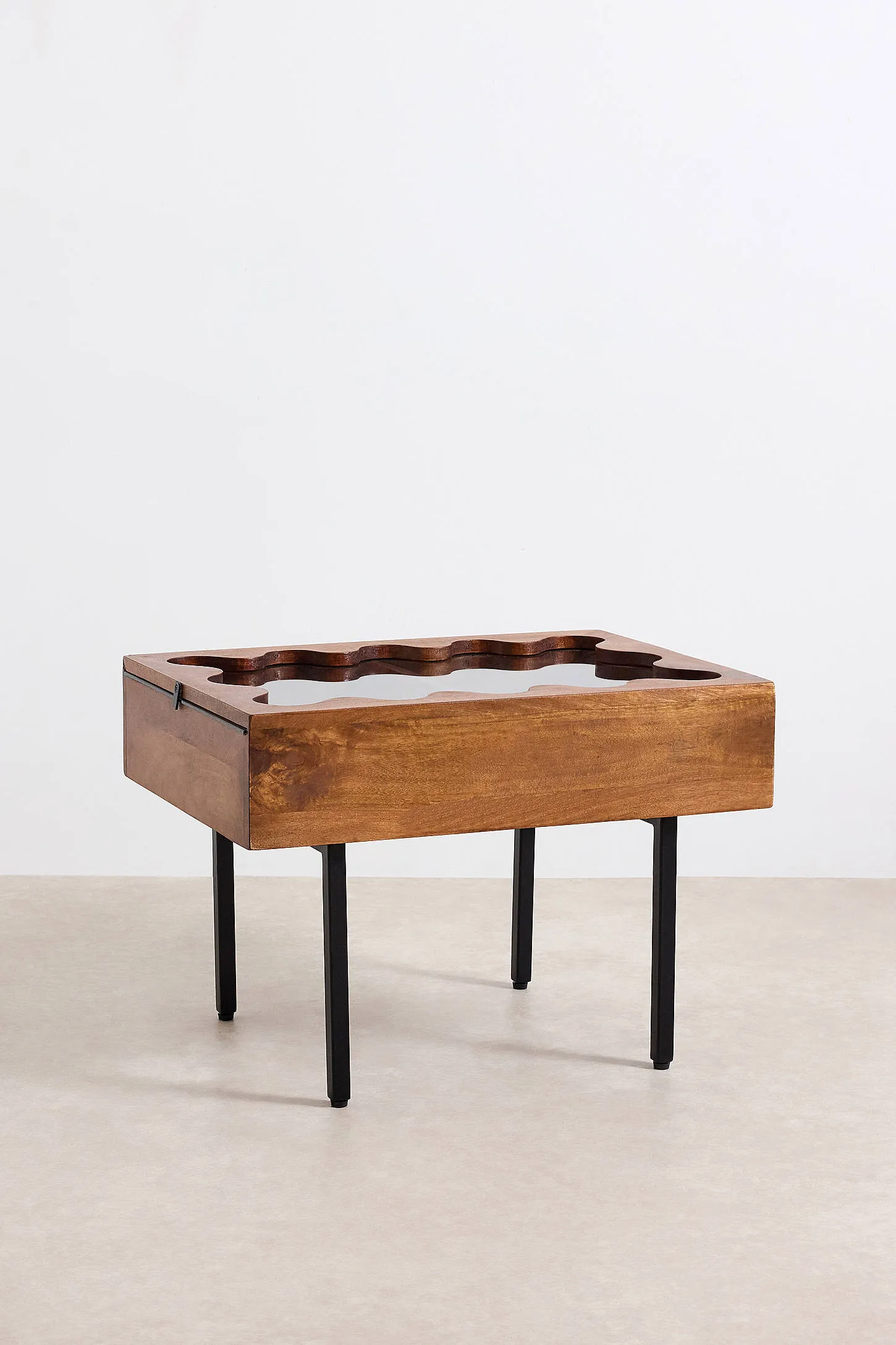 Gallery Scalloped Small Coffee Table - Natural 6