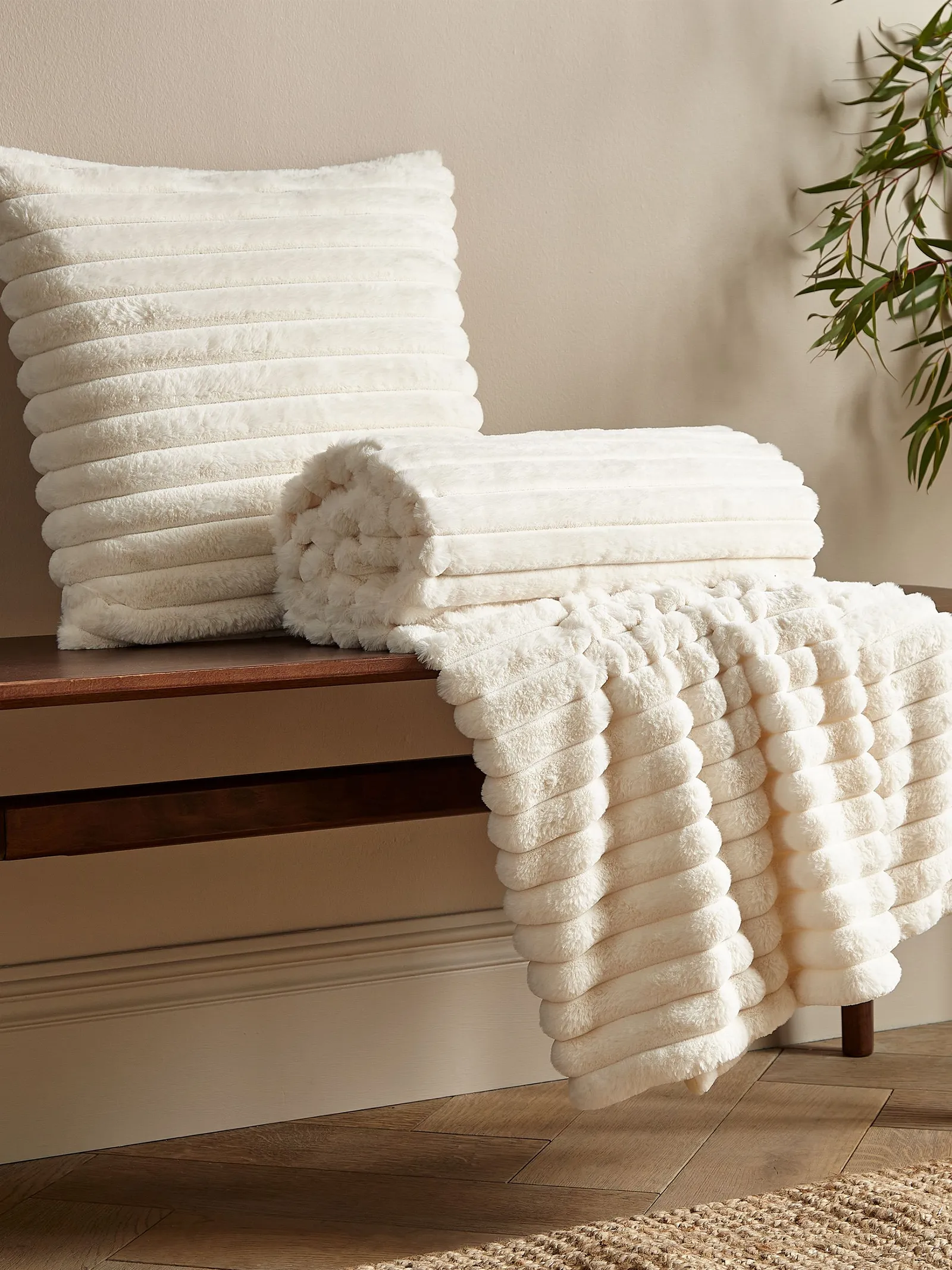Catherine Lansfield 'Cosy Ribbed' Cushion in Cream 3