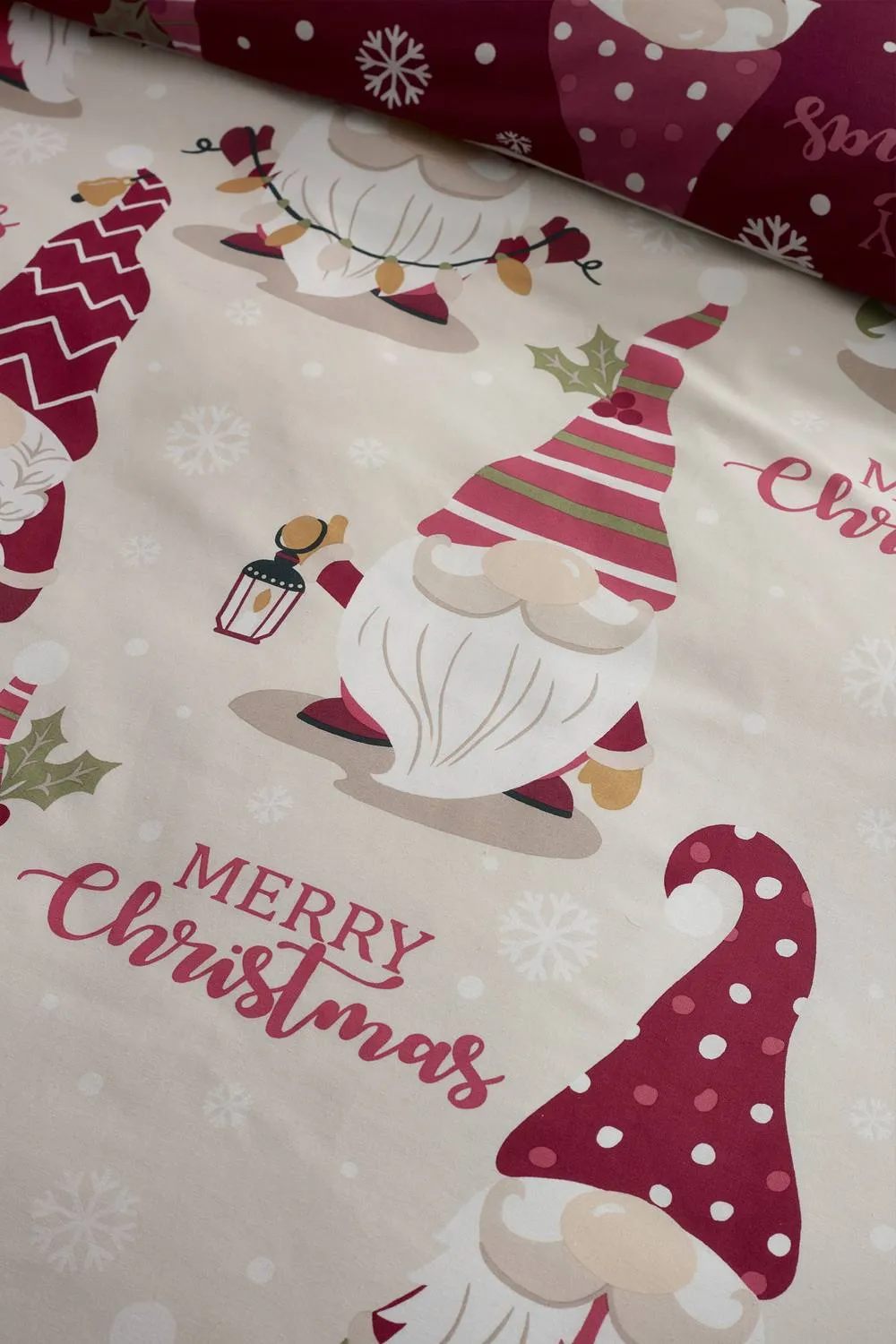 Catherine Lansfield Christmas Gonks Reversible Duvet Cover Set in Plum 4