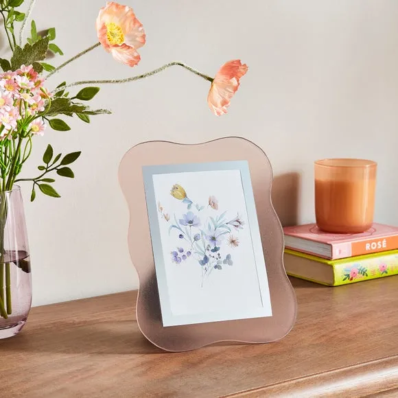 Wavy Glass Photo Frame 1