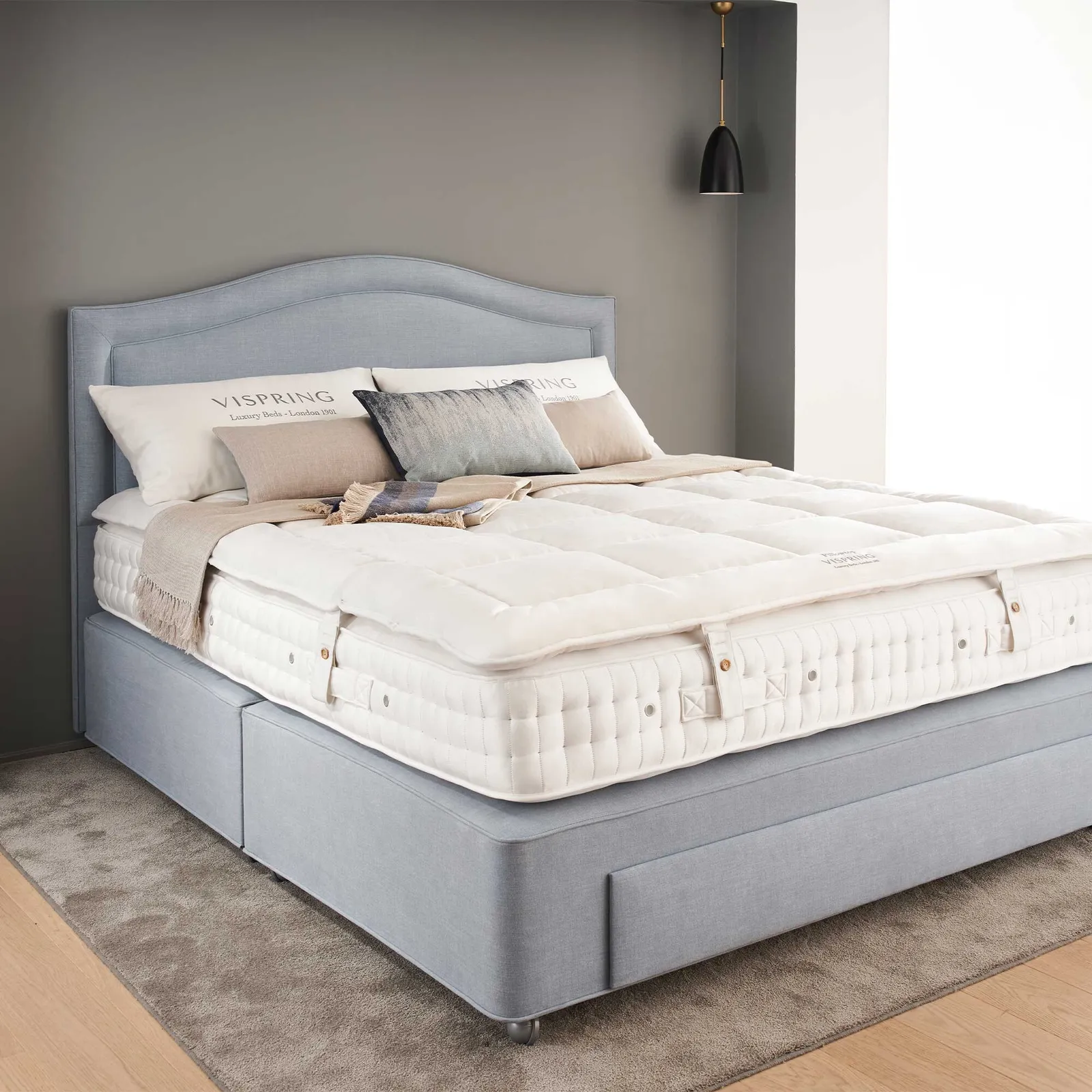 Vispring Pillowtop Super King Size Mattress Topper 182X200Cm, White | Barker & Stonehouse 2