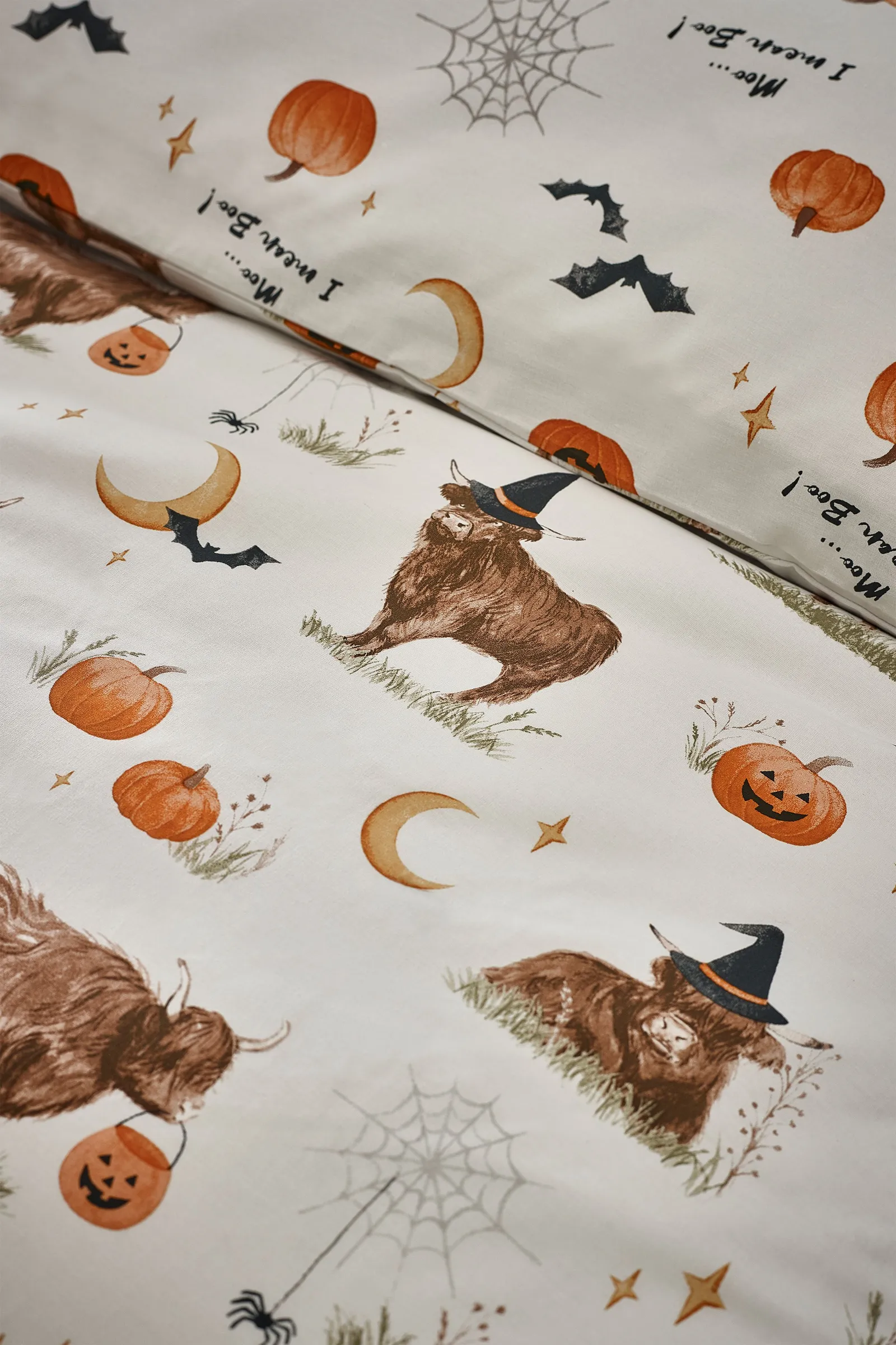 Catherine Lansfield Halloween Highland Cow Reversible Duvet Cover Set in Natural 4