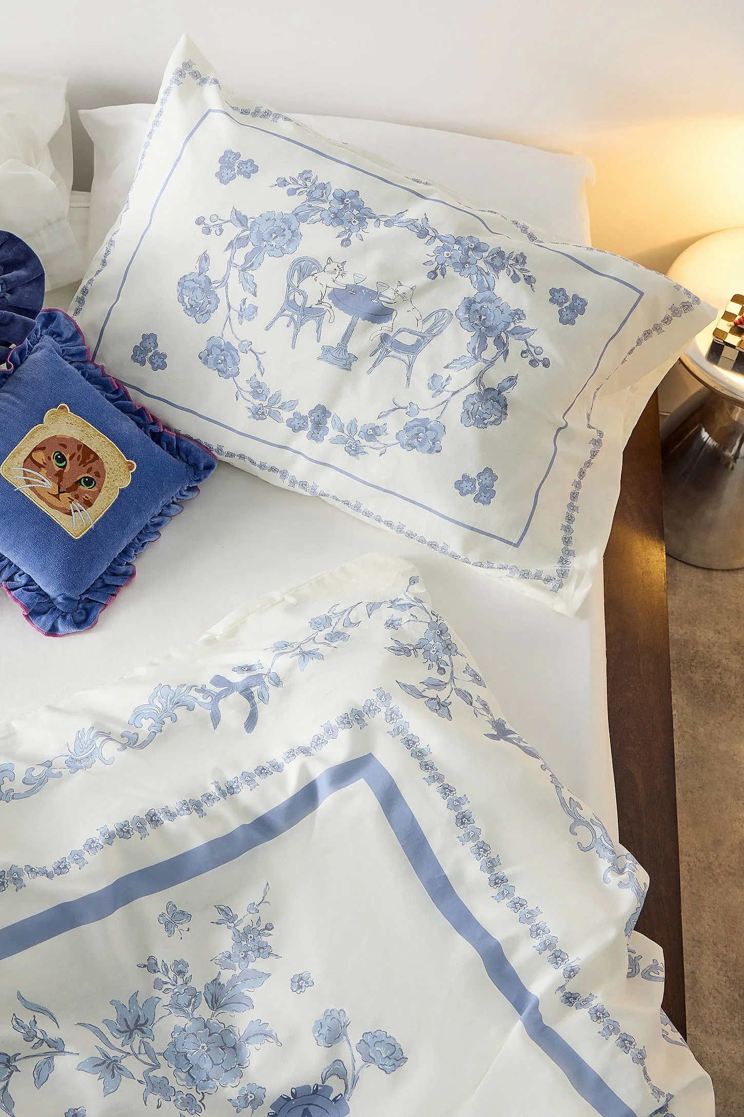 Blue Preppy Toile Duvet Set - Blue 3