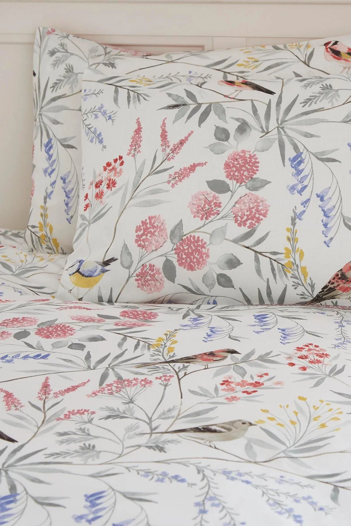 Dreams & Drapes 'Caraway' Reversible Duvet Cover Set in Pink 3