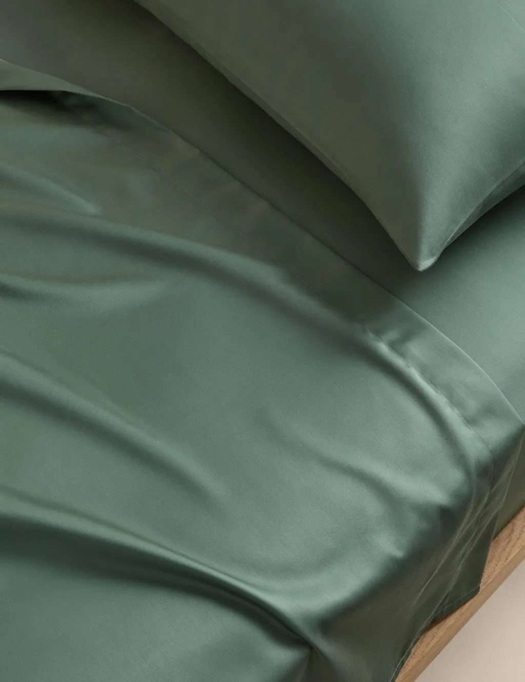 M&S Egyptian Cotton 400 Thread Count Silky Flat Sheet Smokey Green