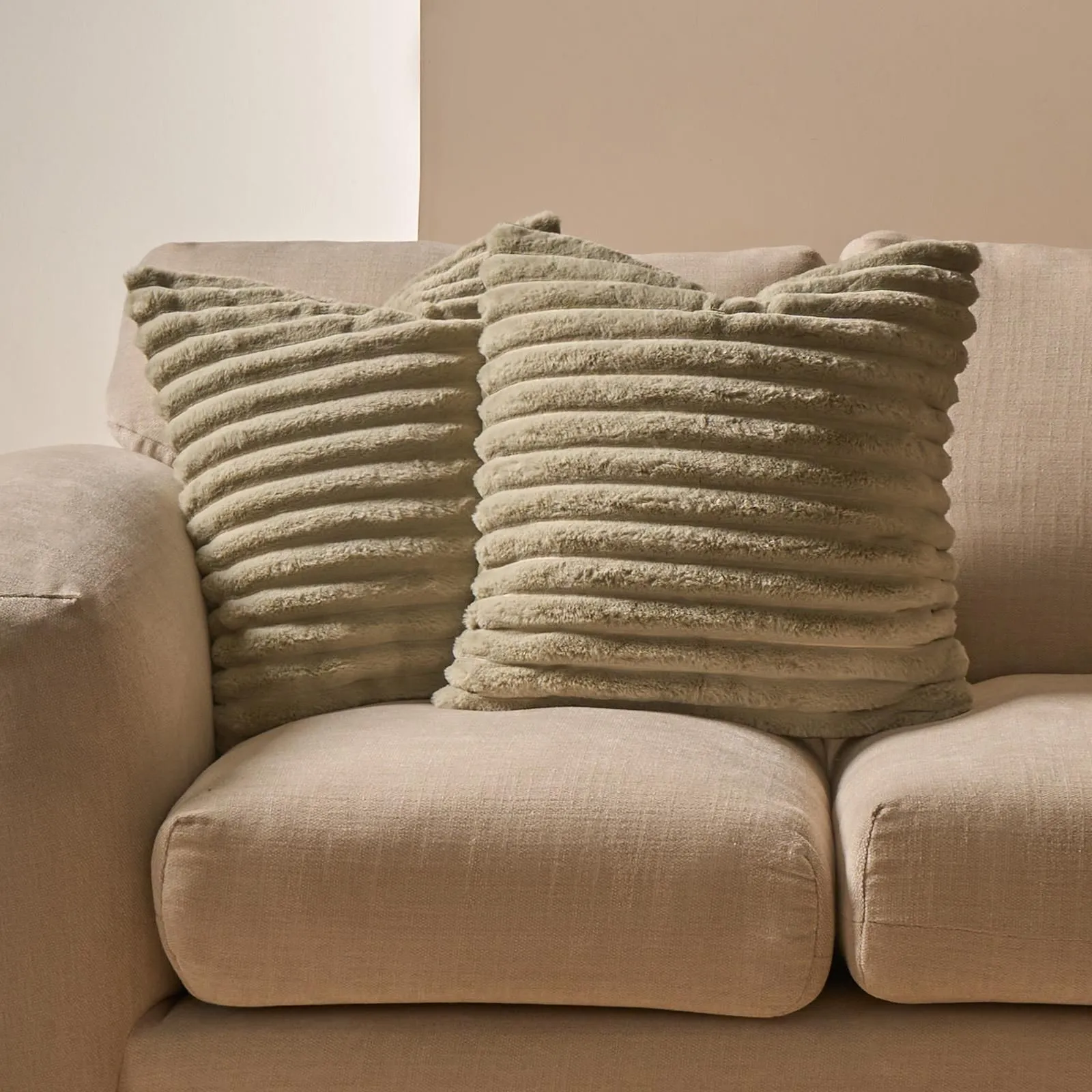 OHS 2 x Faux Fur Thick Rib Cushion Covers in Pale Green