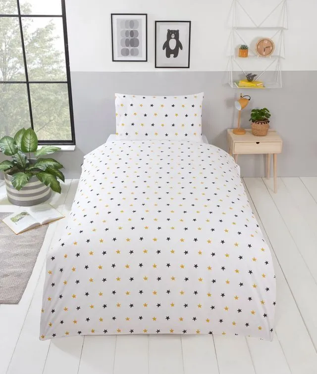 Rapport Home Scandi Bears Duvet Cover Set with Pillowcase in White 2