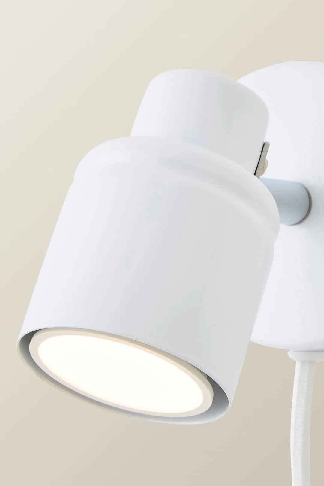 ValueLights Benton Single Adjustable Plug In Spotlight Wall Light in Silver 5
