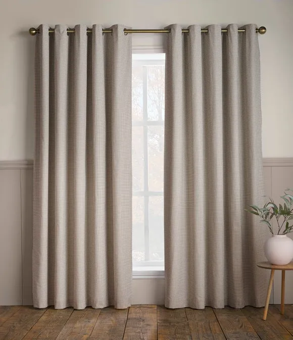 Sydney Gingham Polycotton Blackout Eyelet Curtains 2