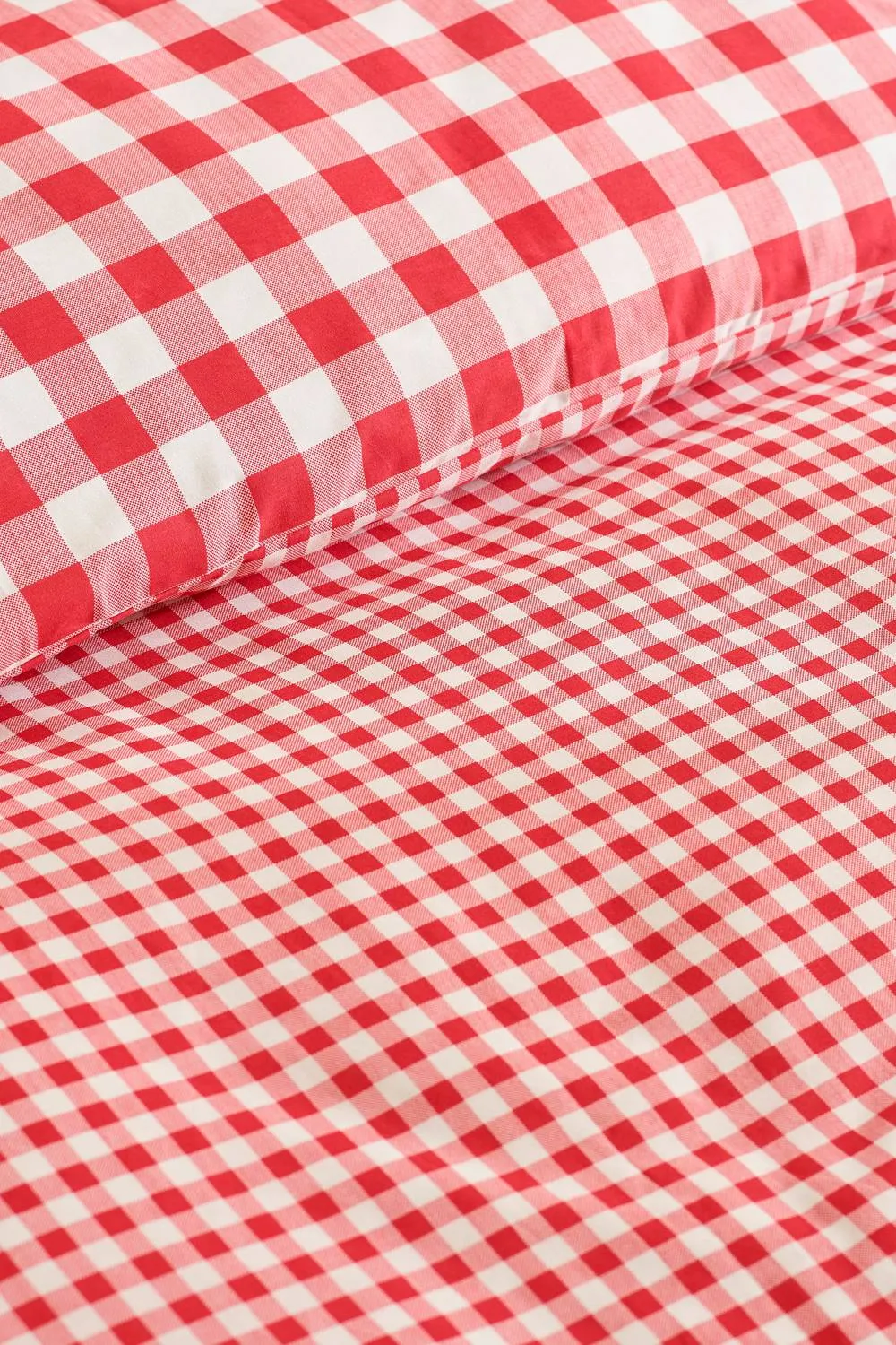 Catherine Lansfield 'Bamford Gingham Check' Reversible Duvet Cover Set in Red 4