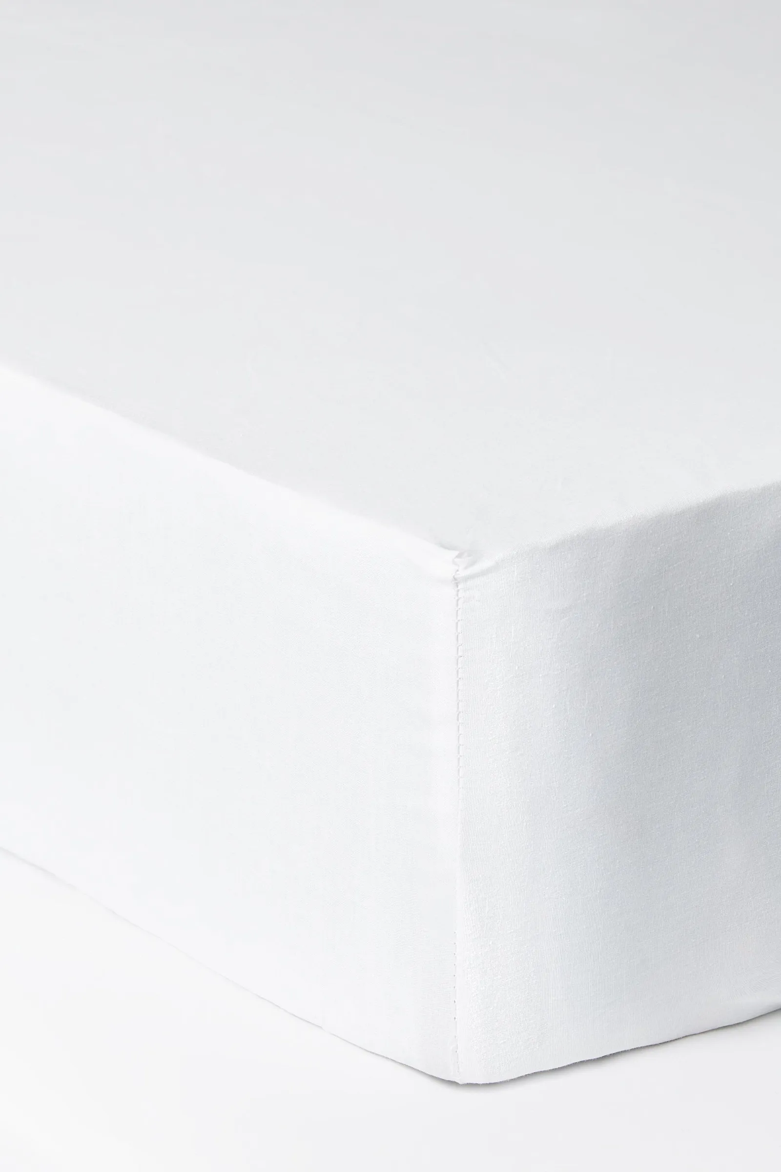 Cotton Rich Super King Fitted Sheet