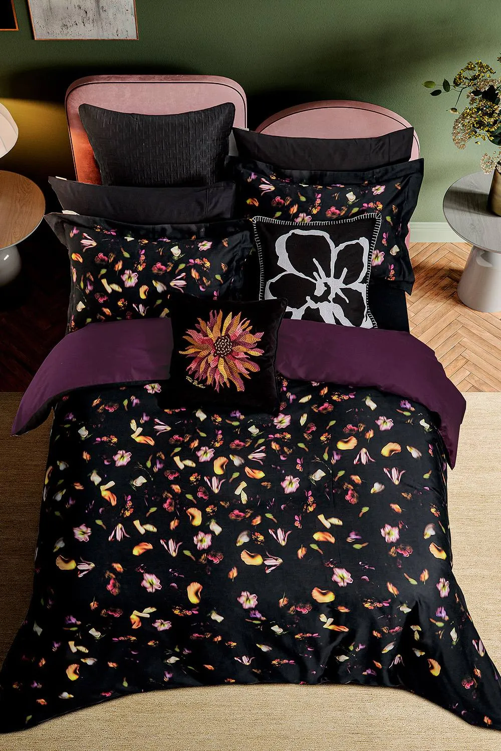Ted Baker 'Scattered Floral' Cotton Sateen Duvet Cover Set in Black 3