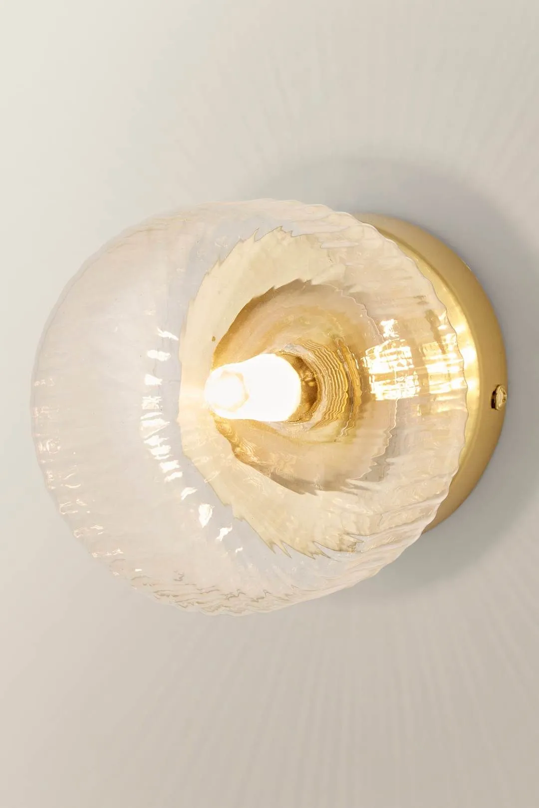 ValueLights Calpe Pair of Small Ribbed Glass Flush Ceiling Wall Lights with Bulbs in Gold 4