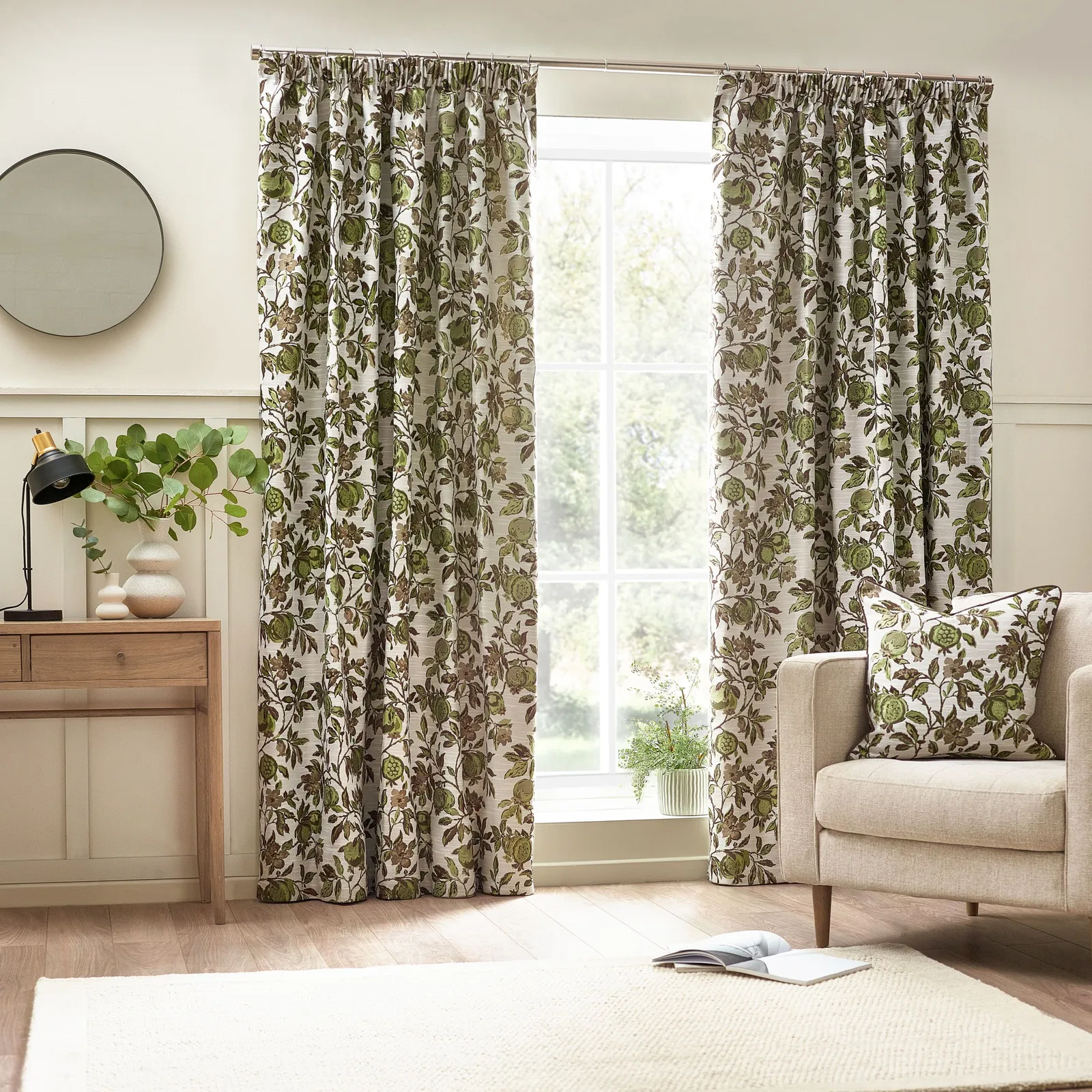 Wylder Pomegranate Jacquard Piped Polyester Filled Cushion in Green 5