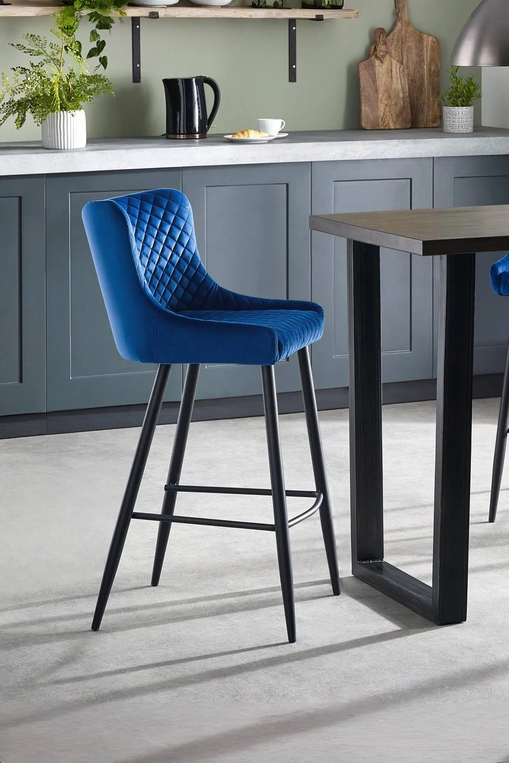Julian Bowen Luxe Diamond Quilted Upholstered Bar Stool (Set of 2) in Blue 1