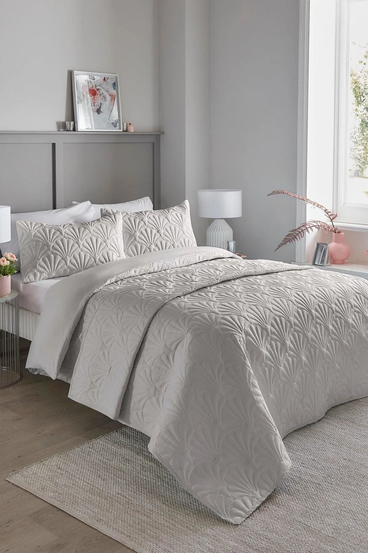 Serene 'Cavali' Pinsonic Microfibre Duvet Cover Set in Silver