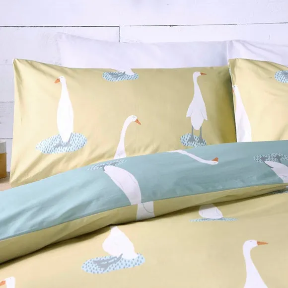 Puddles the Duck Yellow Duvet Cover and Pillowcase Set 2