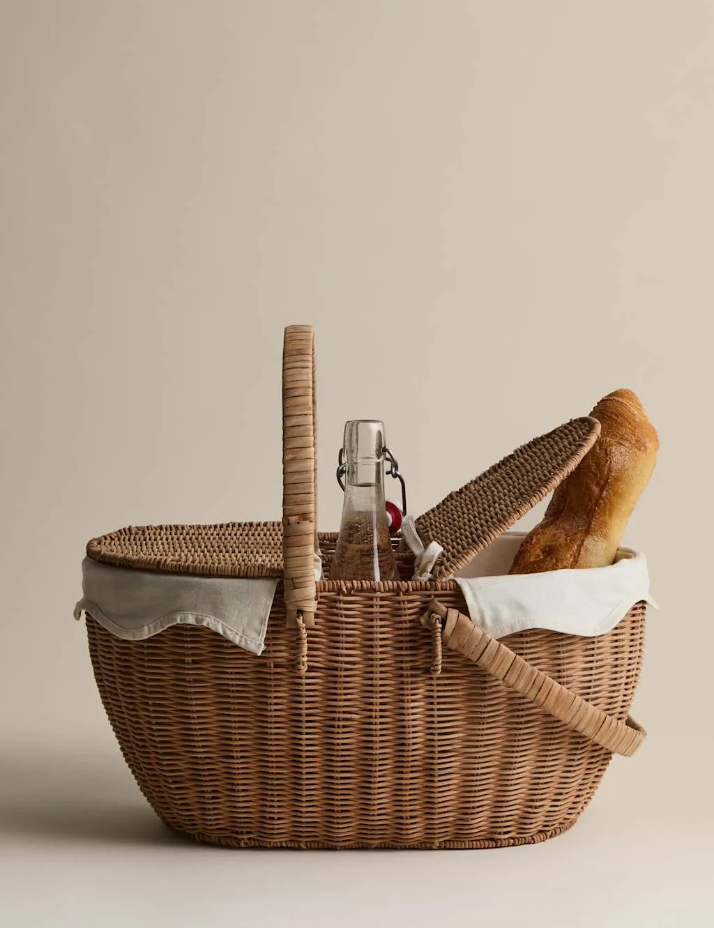 M&S Wicker Picnic Hamper with Wine Holder Natural