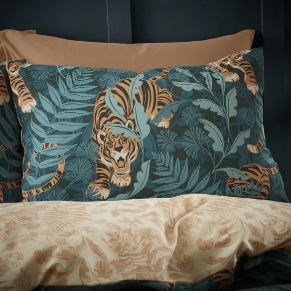 Catherine Lansfield Tropic Tiger Leaf Reversible Green Duvet Cover & Pillowcase Set 2