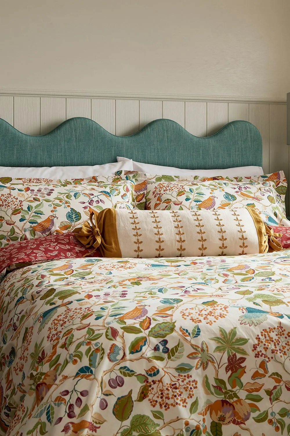 Sanderson 'Birds & Berries / Poets Rose' Cotton Cushion in Gold 2