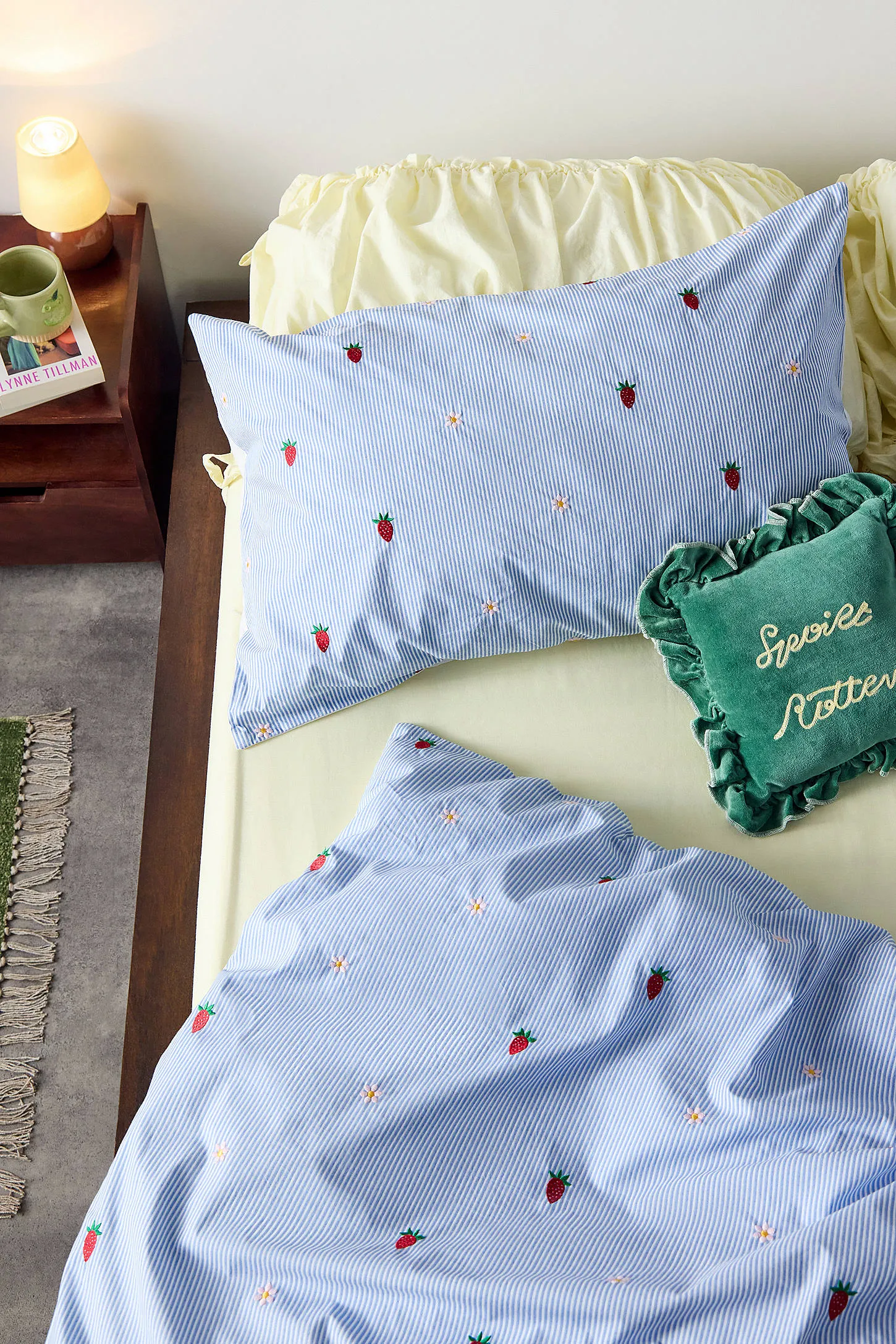 Blue Stripe Embroidered Duvet Set - Blue 2