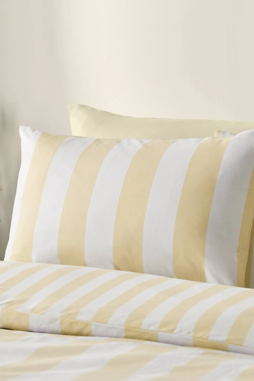 Catherine Lansfield 'Cove Stripe' Reversible Duvet Cover Set in Yellow 3