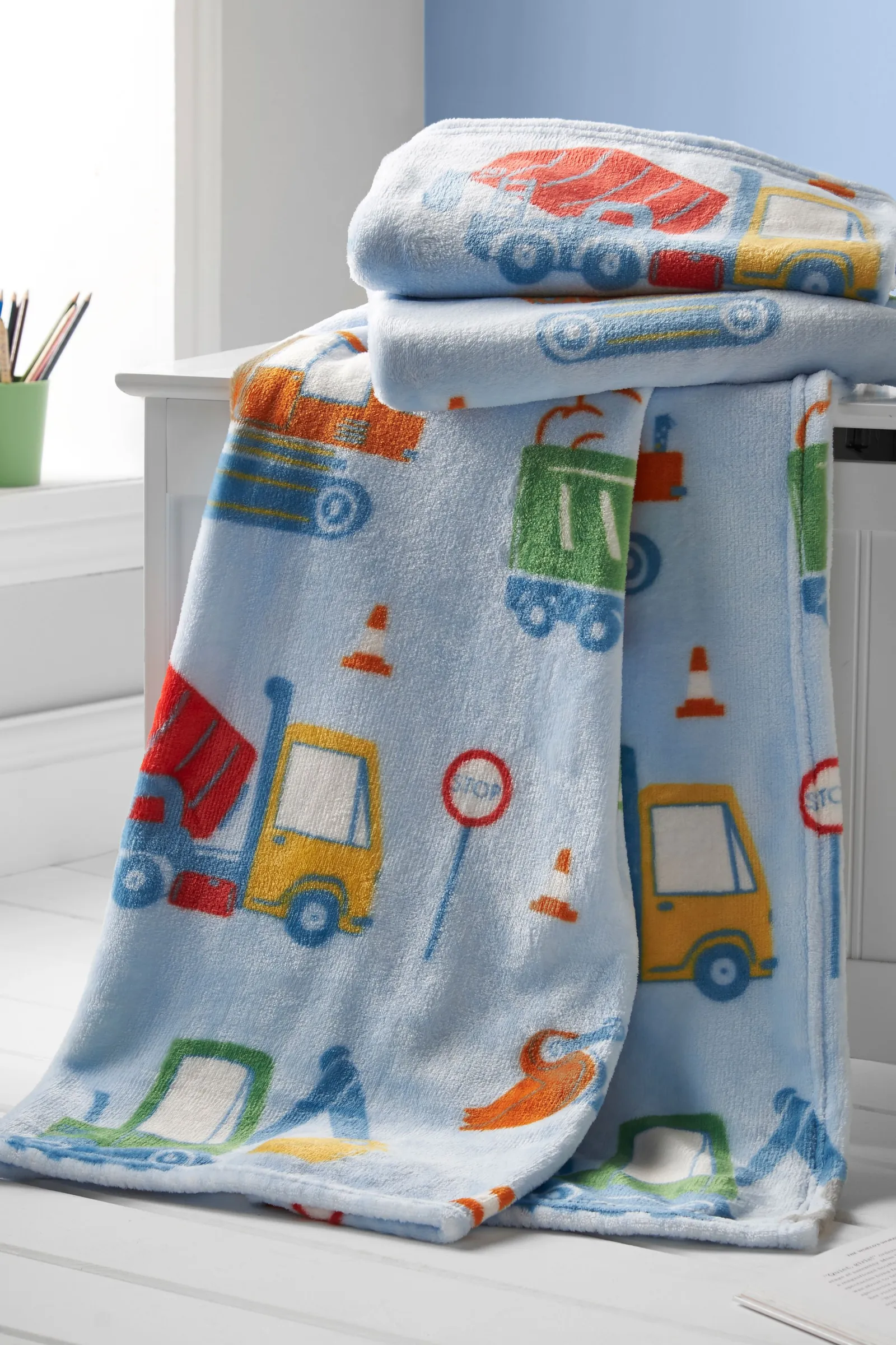 Catherine Lansfield 'Digger Dreams' Cosy Fleece Blanket Throw in Blue