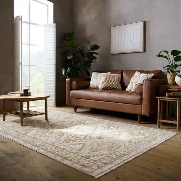 Esin Traditional Rug 1