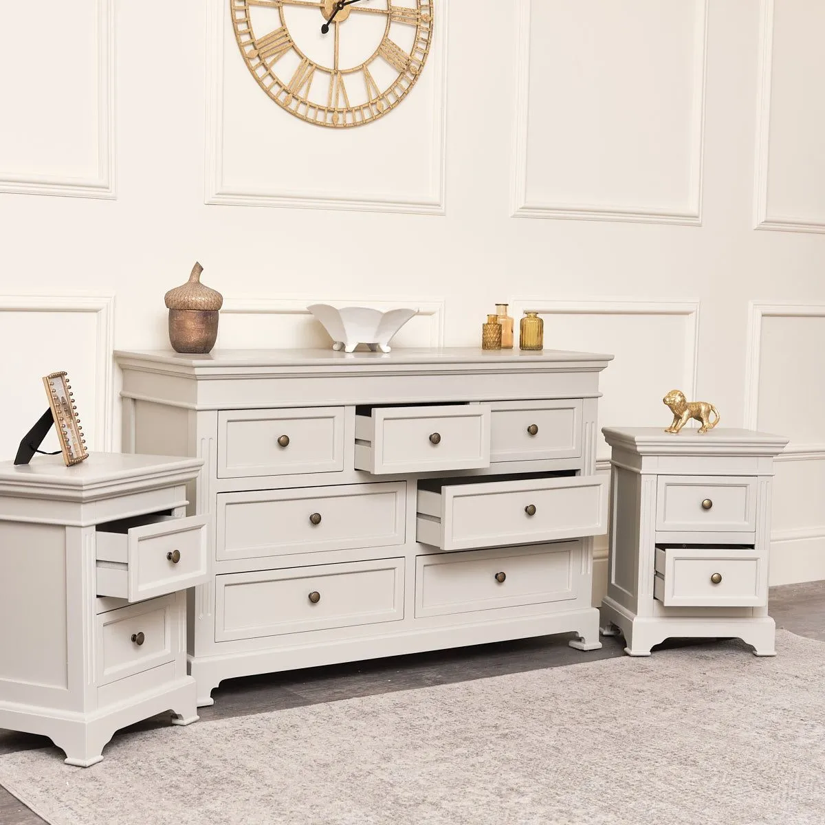 Melody Maison Large Taupe-Grey 7 Drawer Chest Of Drawers & Pair Of Bedside Tables - Daventry Taupe-Grey Range in Taupe 2