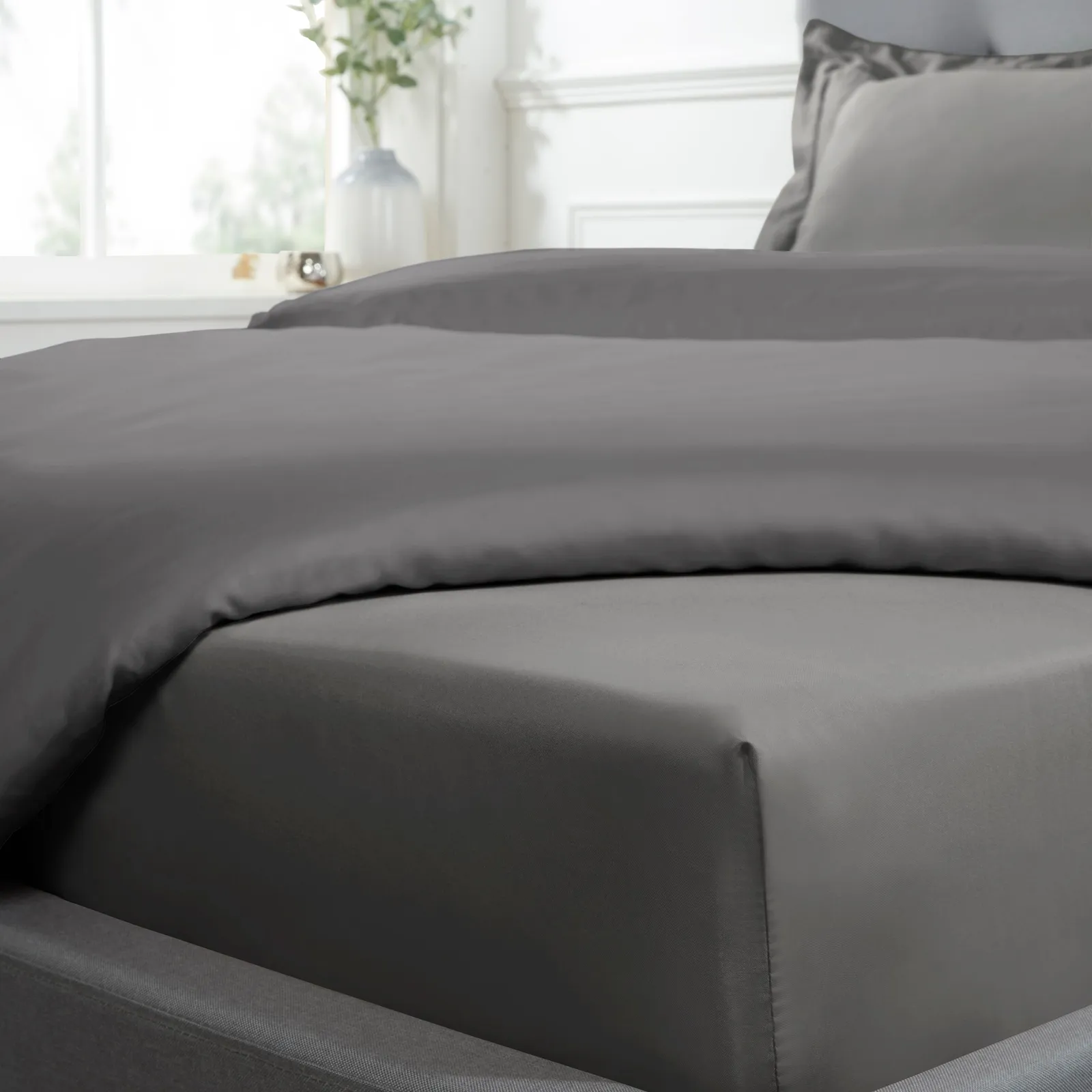 Smart Living Luxurious 300 Thread Count Anti-Allergy 100% Cotton Sateen Pillowcases in Charcoal 2