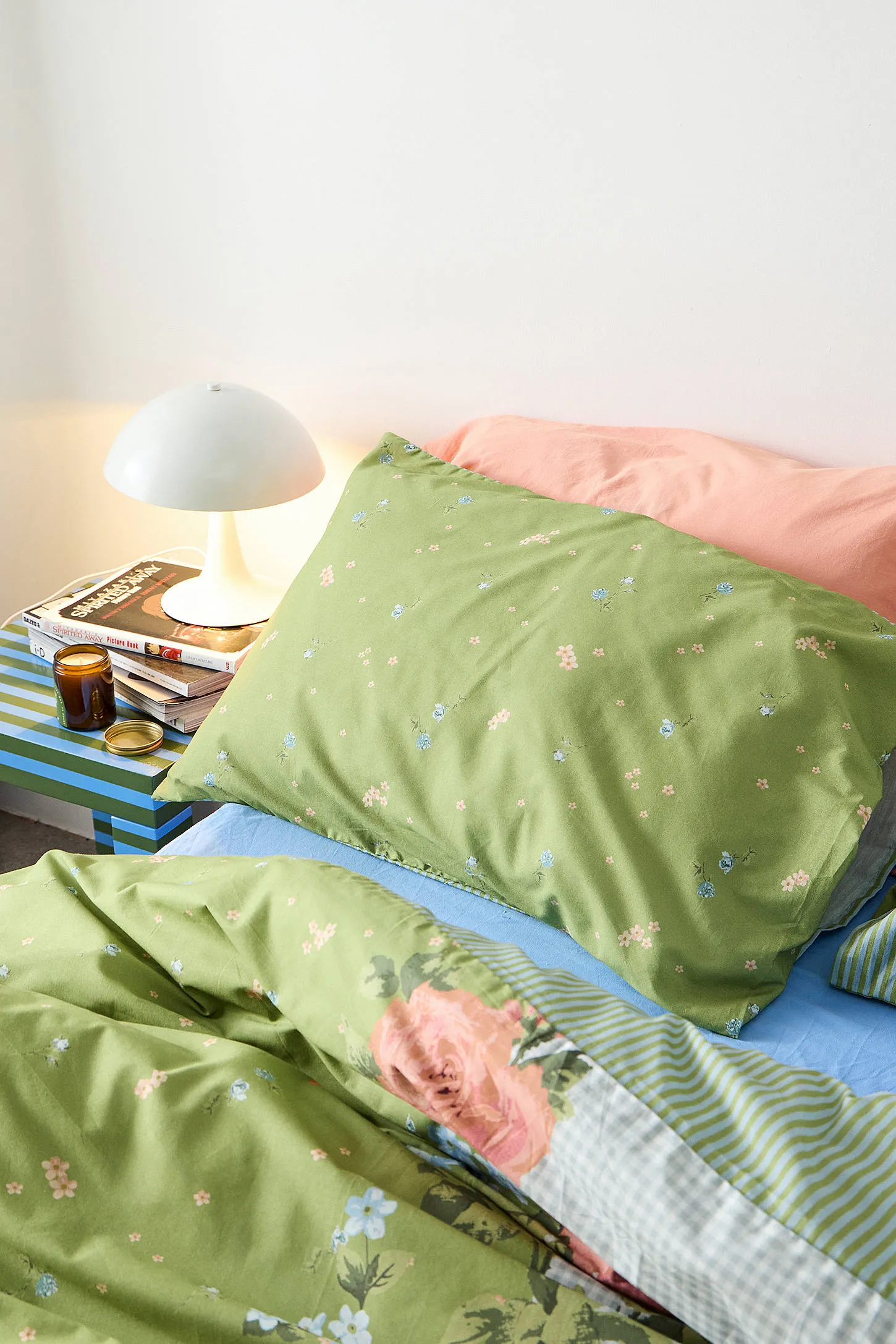 Margot Floral Reversible Duvet Set - Green 2