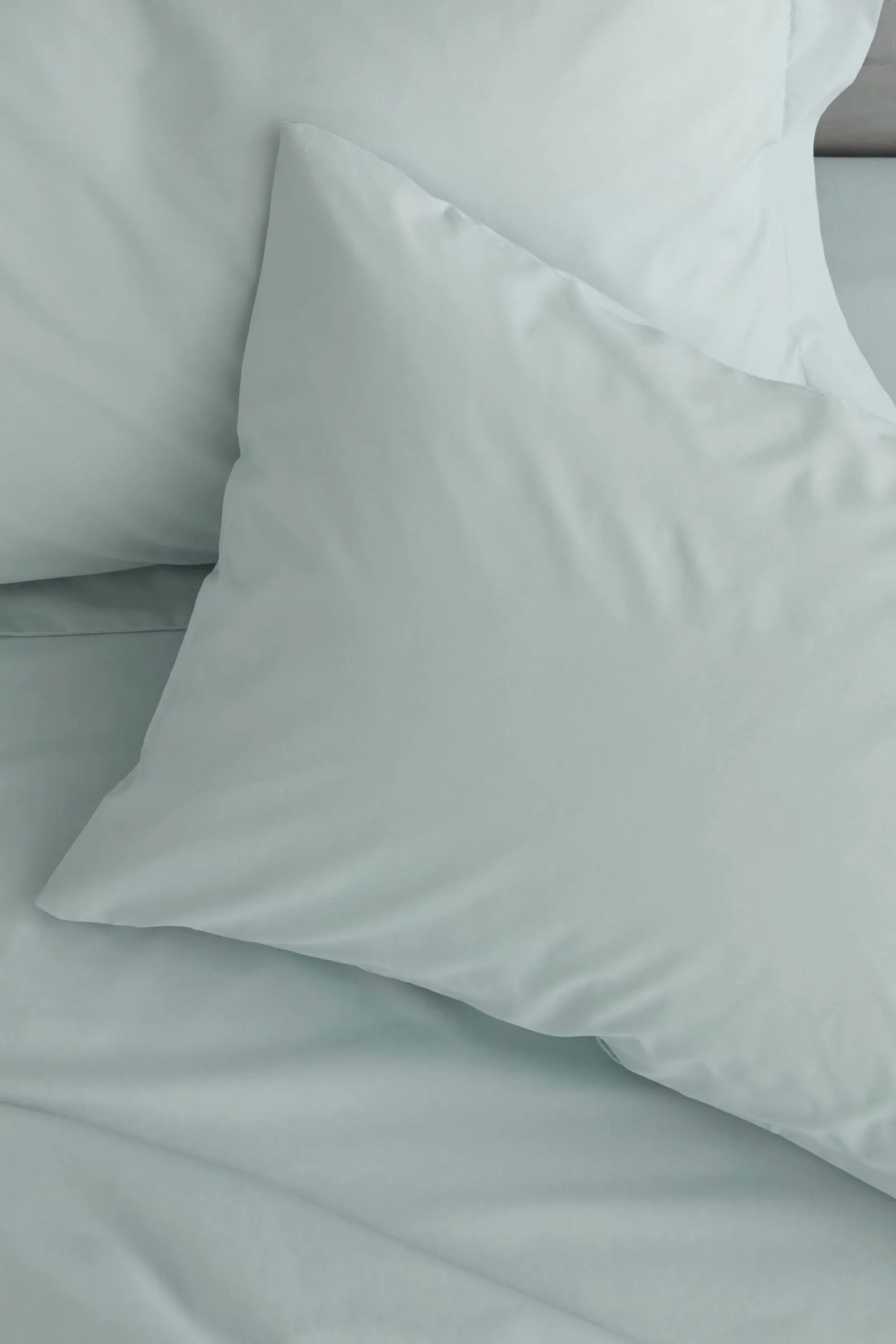 Catherine Lansfield 'Easy Iron Percale' Standard Pillowcase Pair in Duck Egg Blue 1