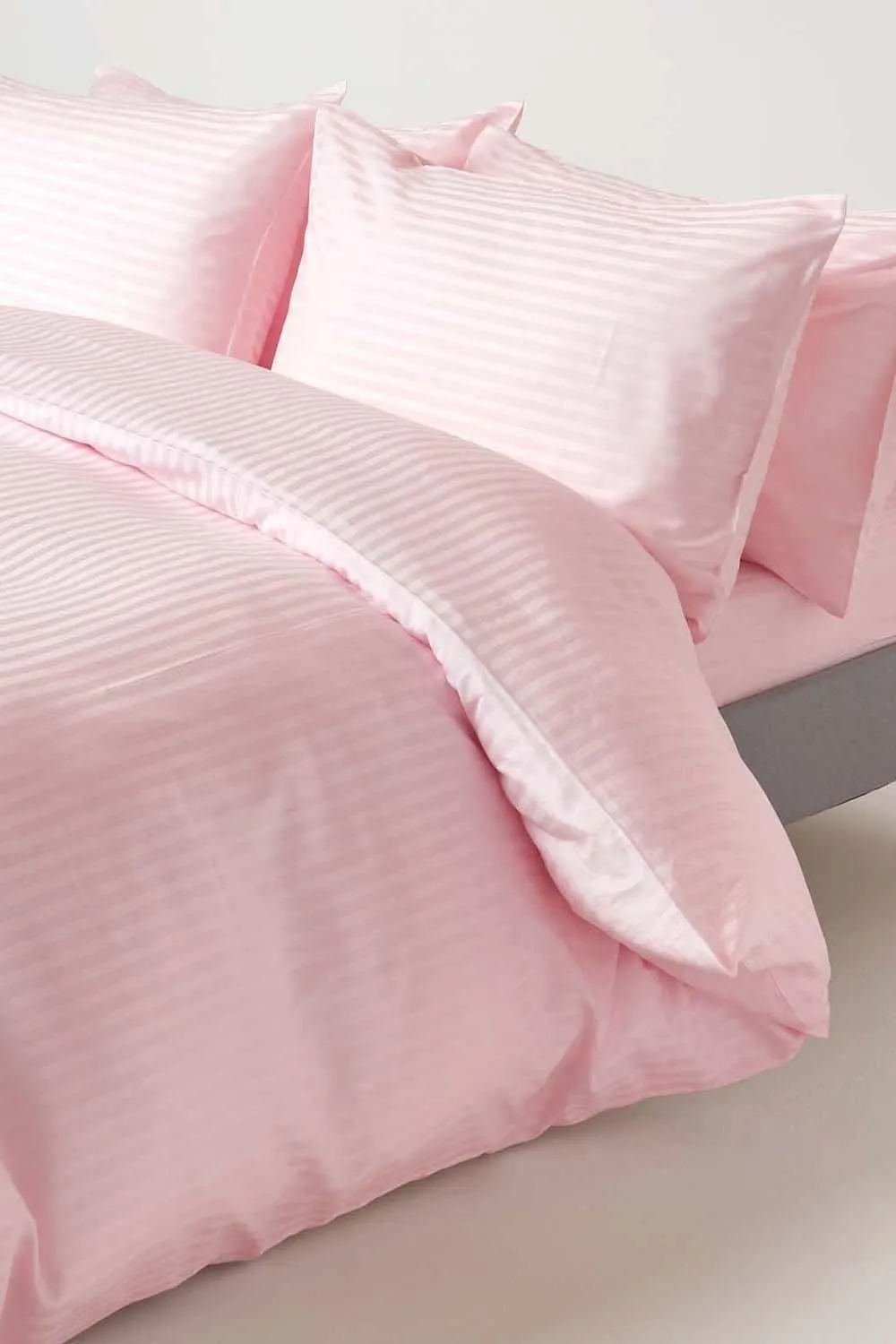 Homescapes Egyptian Cotton Satin Stripe Flat Sheet 330 Thread Count in Pink 3