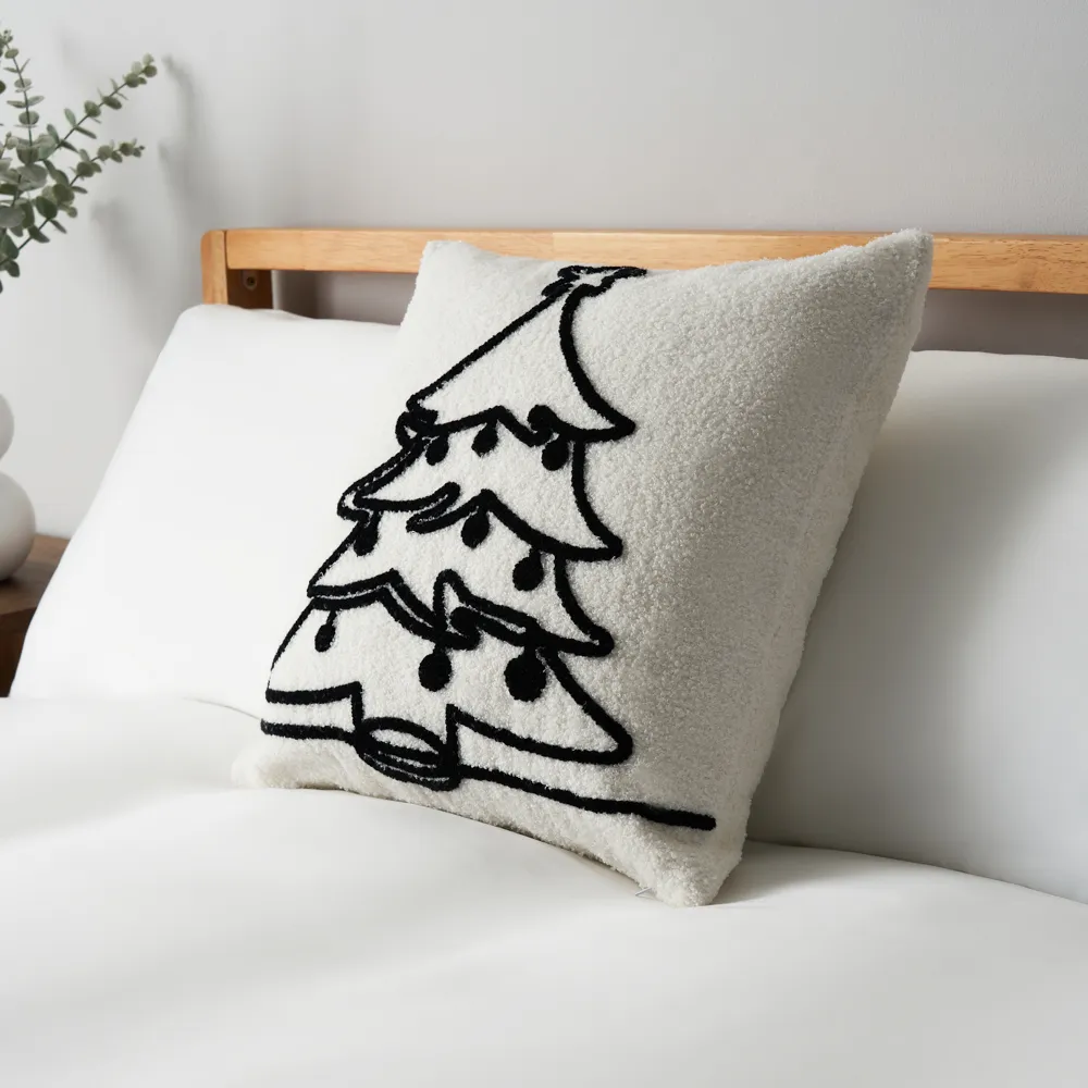 Christmas Tree Tufted Cushion, Natural
