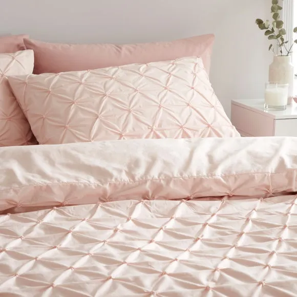 Aster Pintuck 100% Cotton Duvet Cover & Pillowcase Set 2
