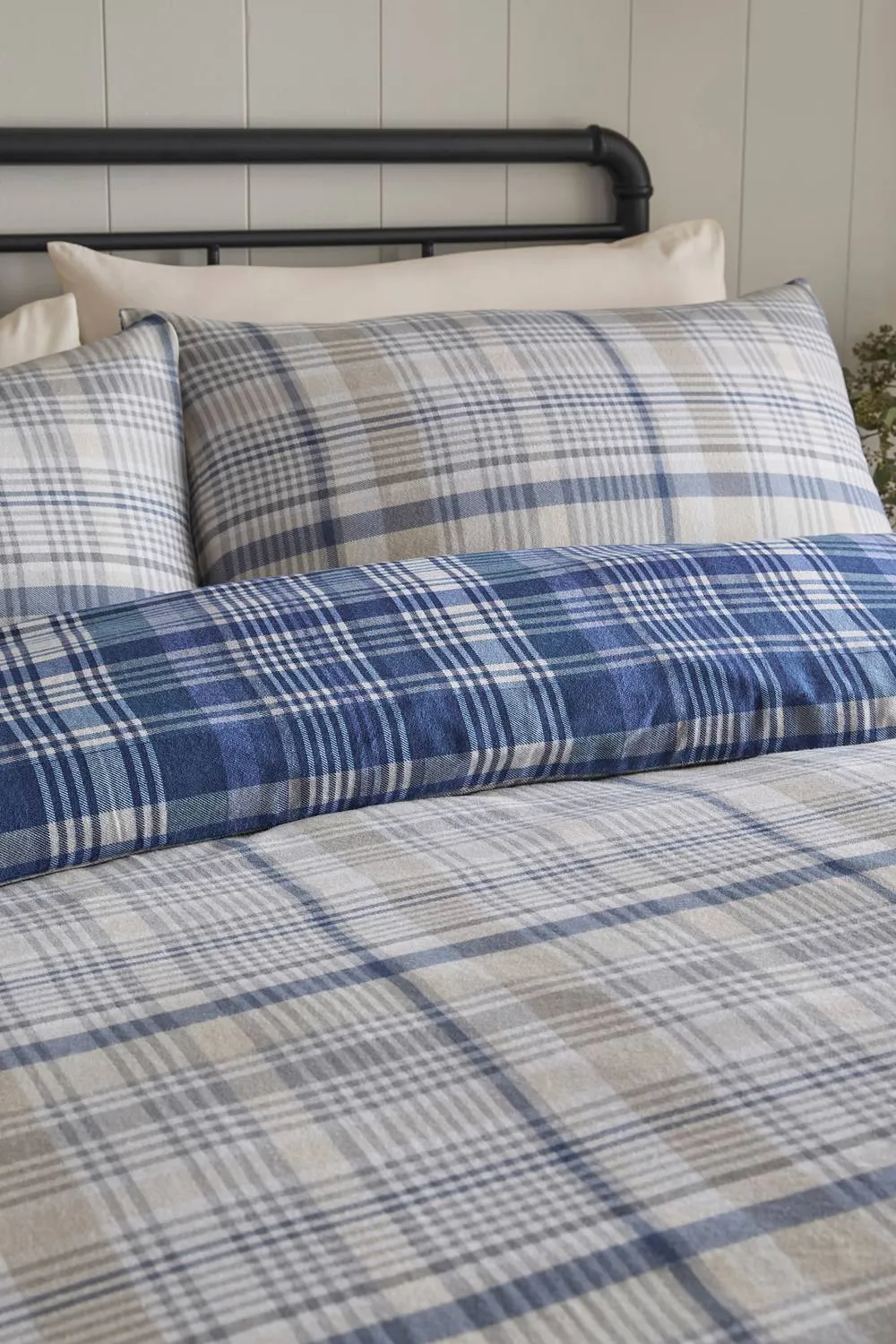 Dreams & Drapes 'Bennet Check' Brushed Cotton Duvet Cover Set in Navy 2