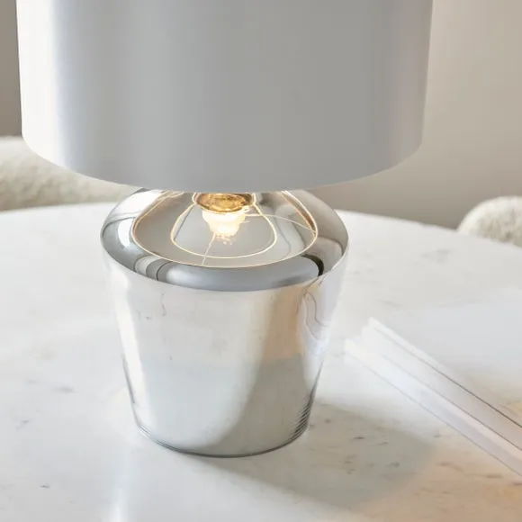 Vogue Courtland Table Lamp 4