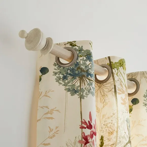 Sherwood Urn Wood Curtain Pole 2