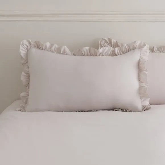 Briona Frilled Edge Duvet Cover & Pillowcase Set 2