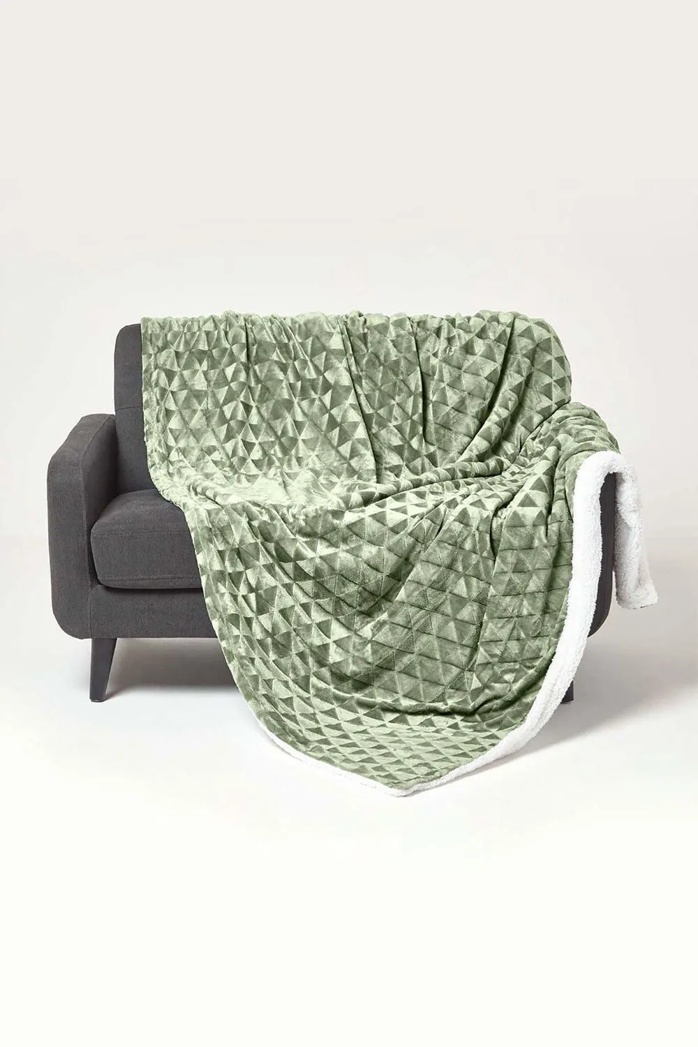Homescapes Geometric Triangle Velvet Throw in Green