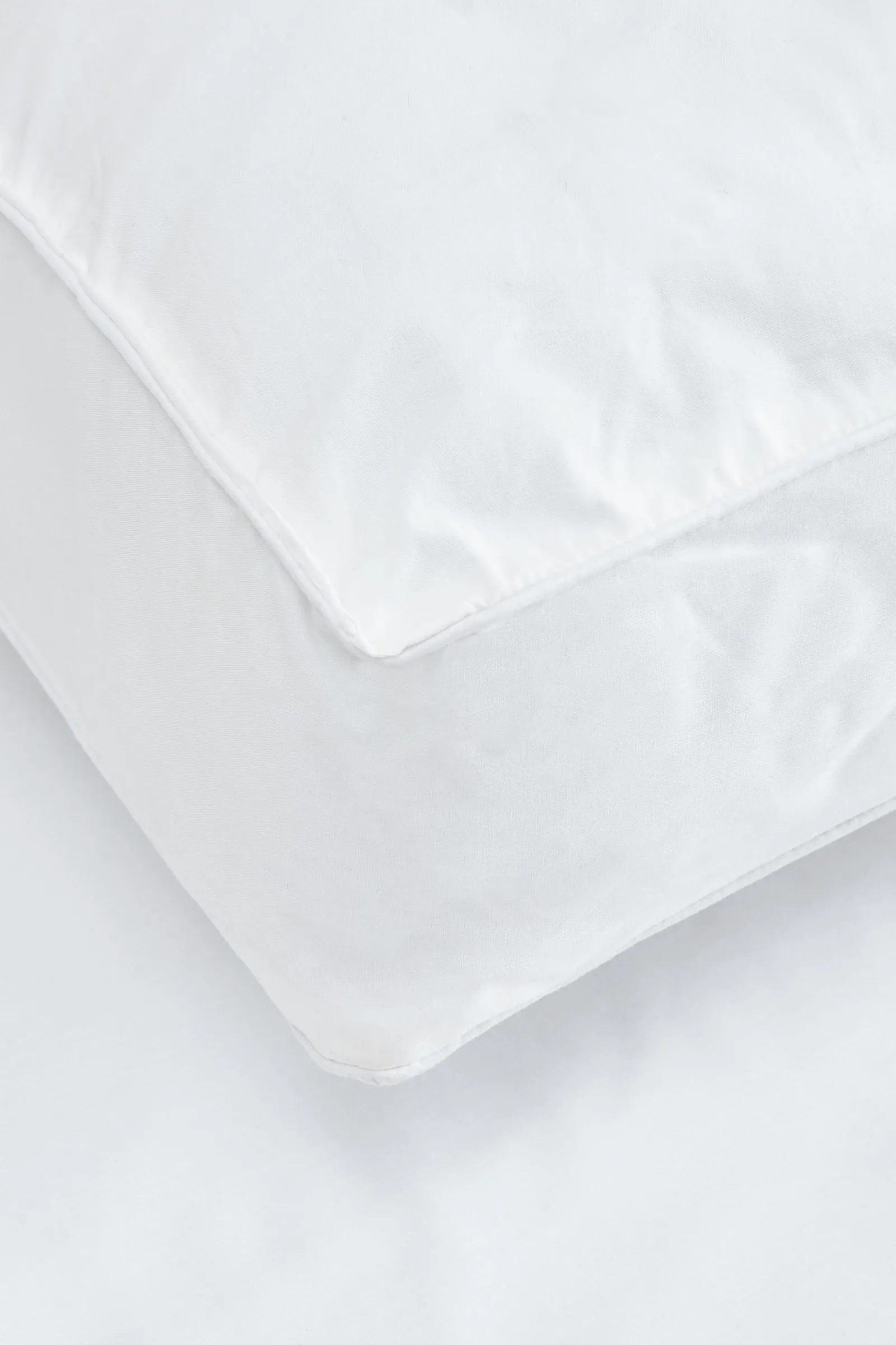 Catherine Lansfield 'Luxury Box' Cotton Pillow in White 3