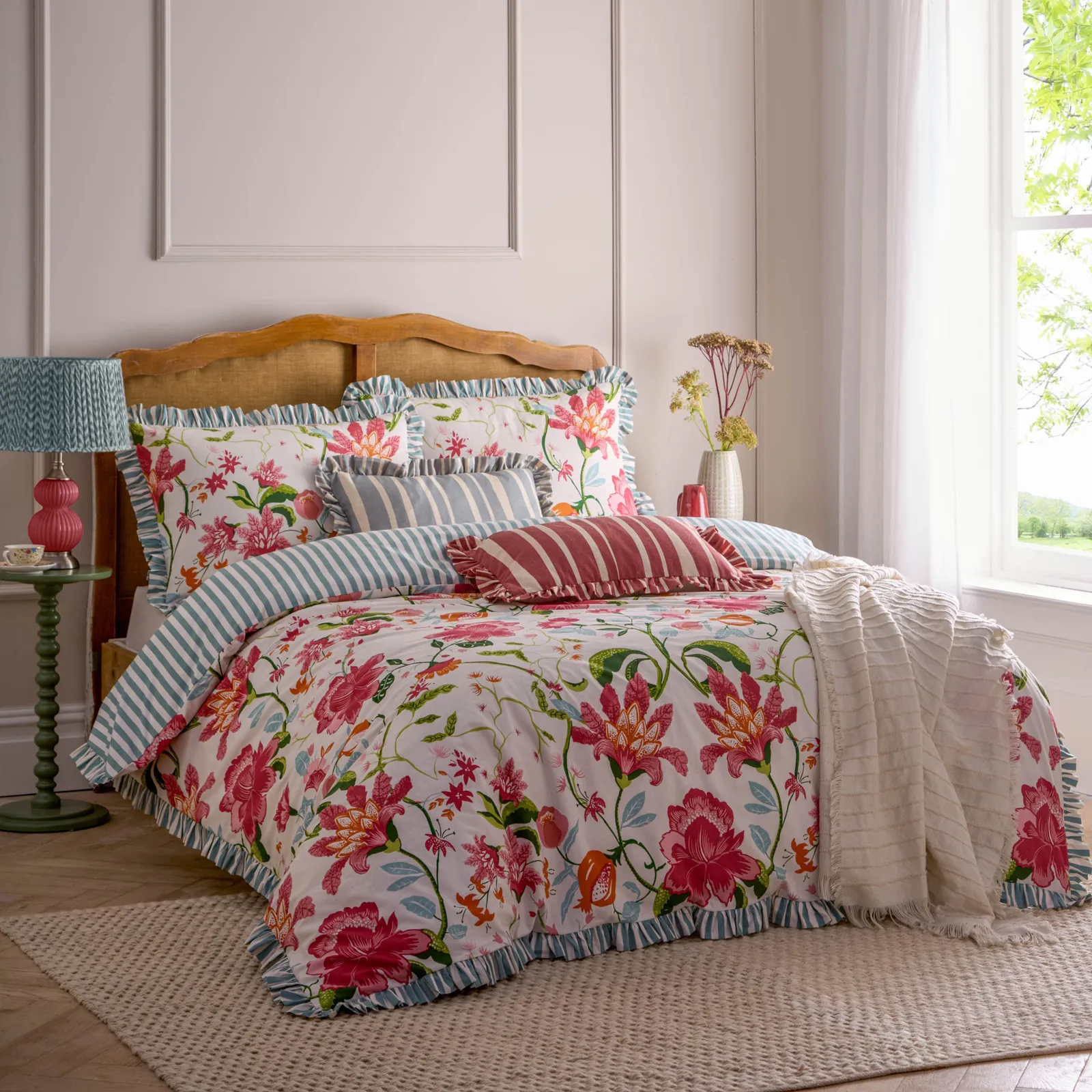 Wylder Claudia Floral Ruffle Duvet Cover Set